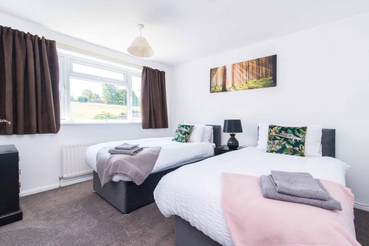 Modern Three Bedroom Home In Castle Donington Exteriör bild